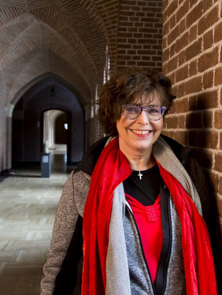 Schrijfster Elise Lengkeek over het getijdengebed